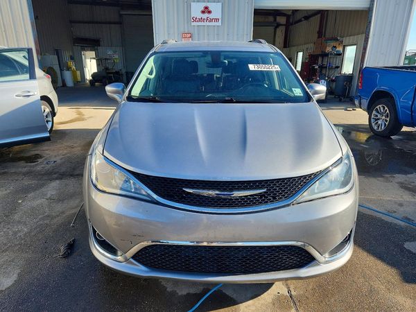 2018 CHRYSLER PACIFICA