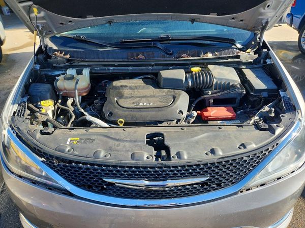 2018 CHRYSLER PACIFICA