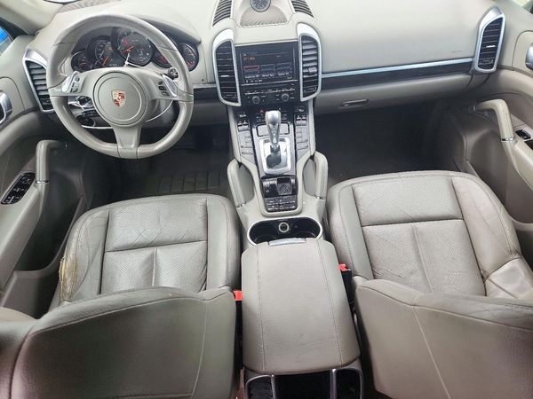 2013 PORSCHE CAYENNE — CKPT
