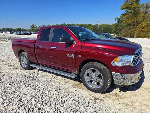 2016 RAM 1500 SLT — Passenger 3/4