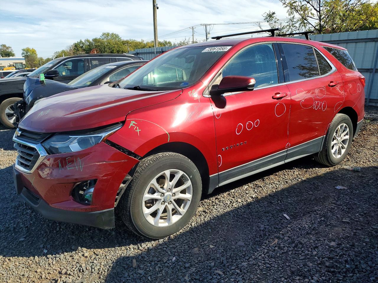 2018 CHEVROLET EQUINOX LT (1LT) — Front 3/4