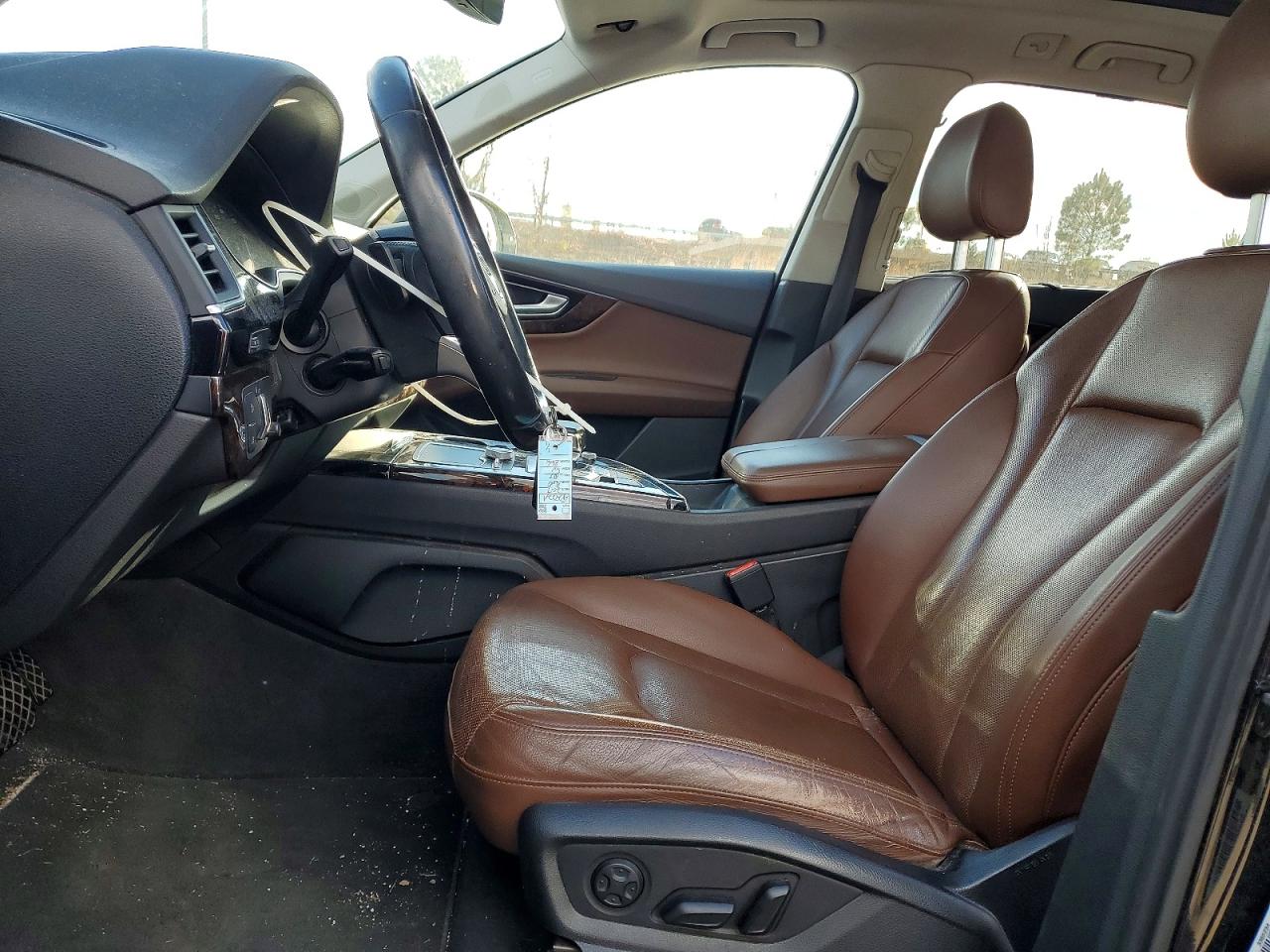 2017 AUDI Q7 quattro Premium Plus