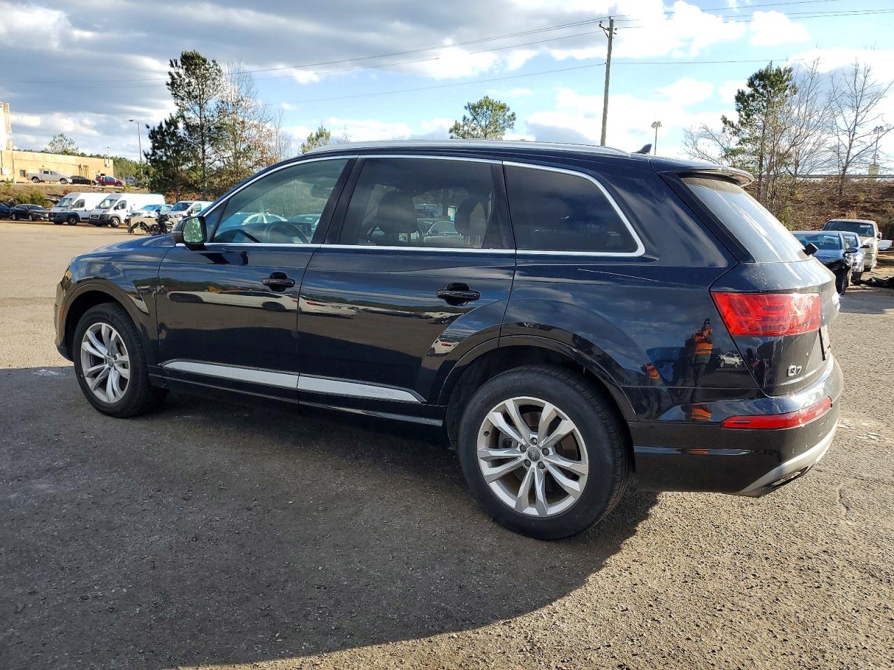 2017 AUDI Q7 quattro Premium Plus