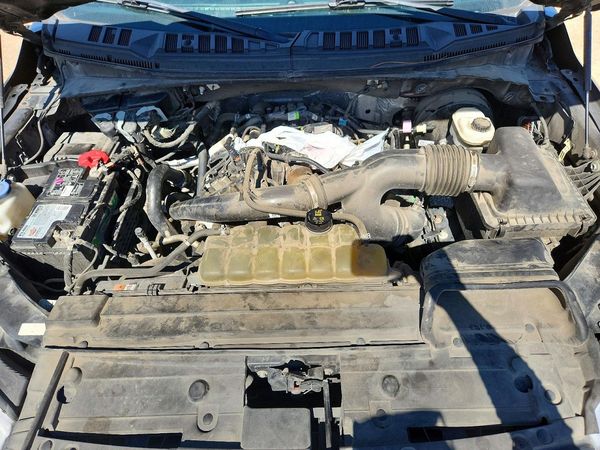 2020 FORD F150 — Engine bay