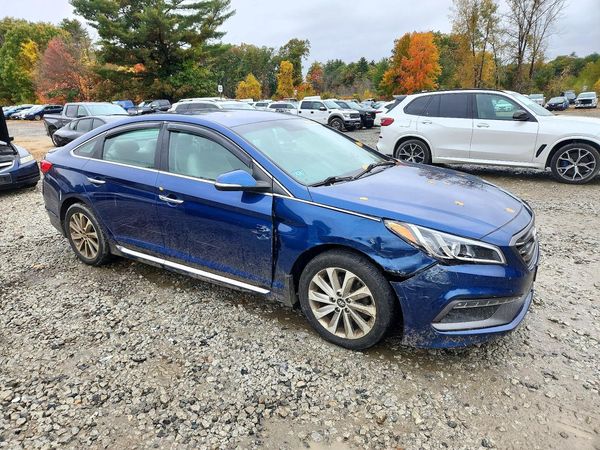 2015 HYUNDAI SONATA — Passenger 3/4