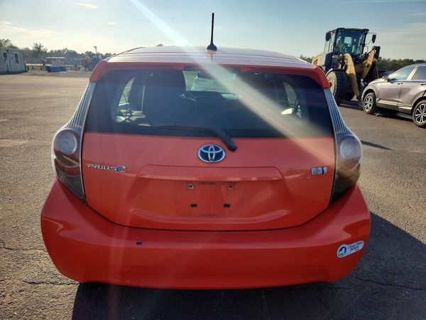 2013 TOYOTA PRIUS — DIRR