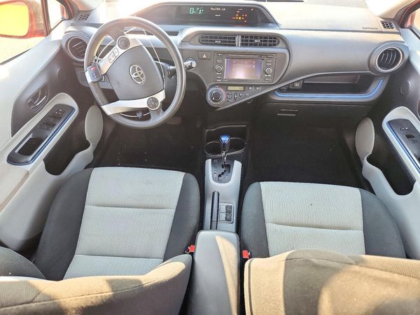 2013 TOYOTA PRIUS — CKPT