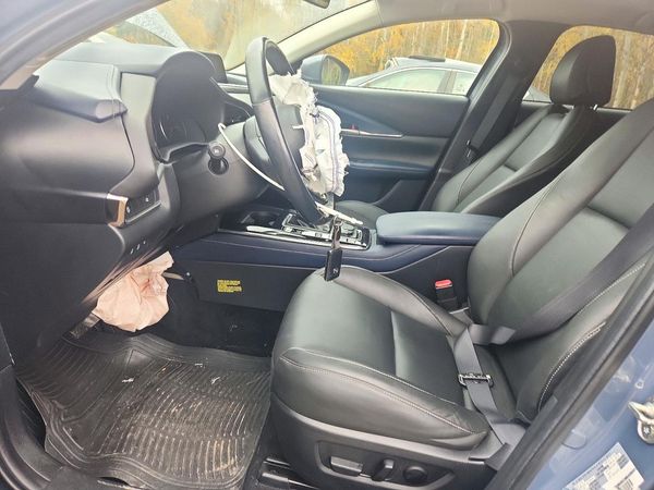 2020 MAZDA CX-30 Select Pkg — DENT