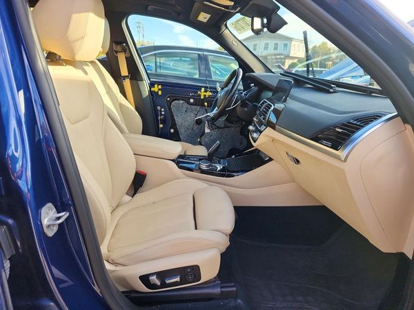 2021 BMW X3 xDrive30i — DENT