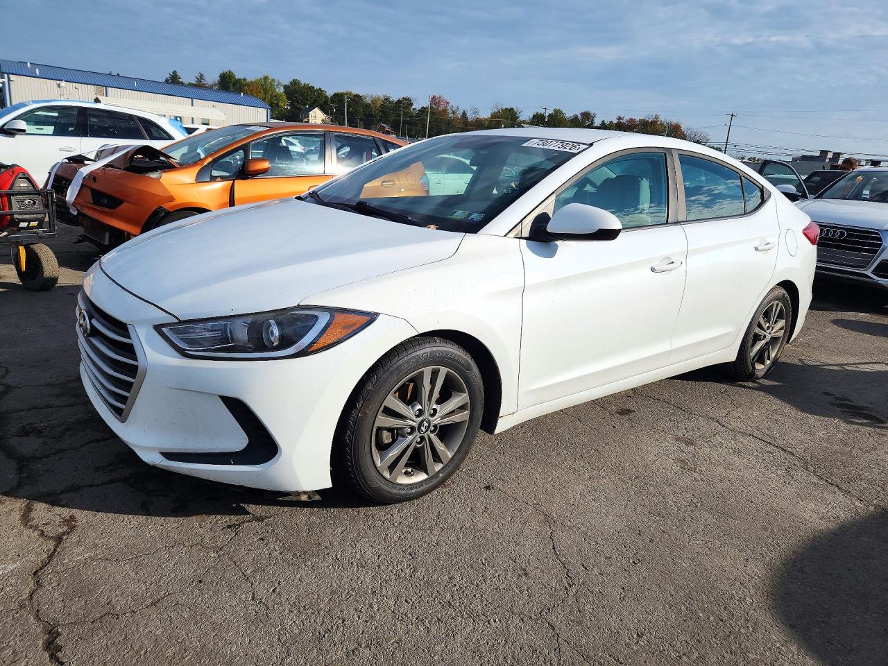 2017 HYUNDAI ELANTRA — Front 3/4