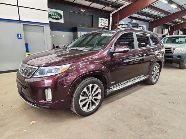 2015 KIA SORENTO TOP — Front 3/4