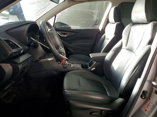 2019 SUBARU FORESTER — DENT