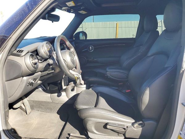 2019 MINI COOPER — DENT