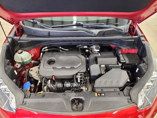 2018 KIA SPORTAGE QL — Engine bay