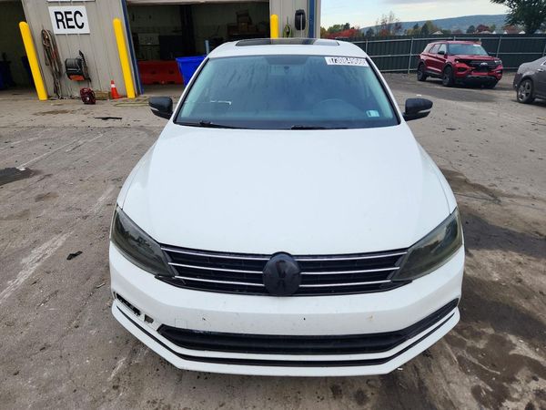 2018 VOLKSWAGEN JETTA SE, Wolfsburg — DIRF