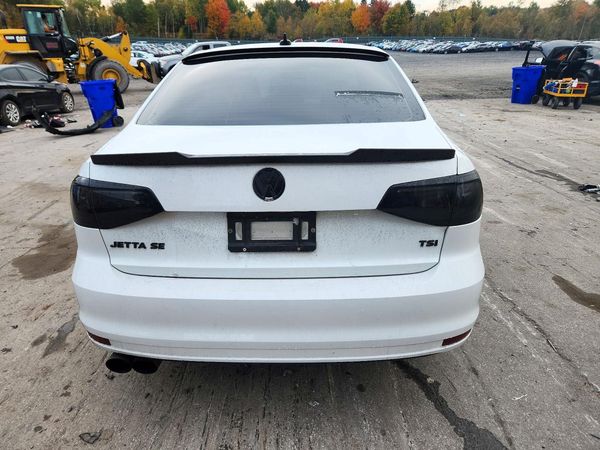 2018 VOLKSWAGEN JETTA SE, Wolfsburg — DIRR