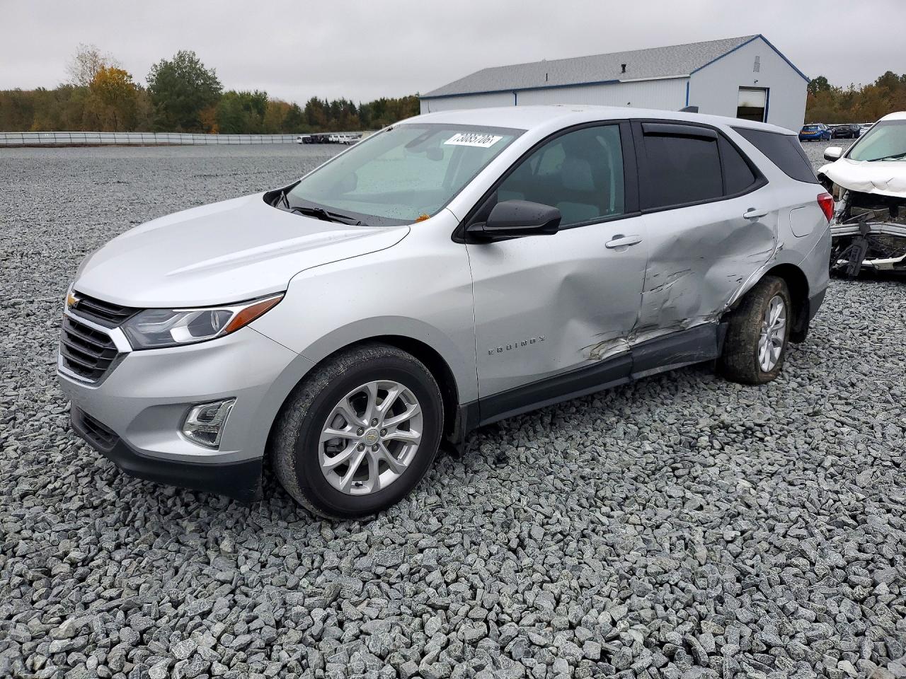 2020 CHEVROLET EQUINOX LS — Front 3/4