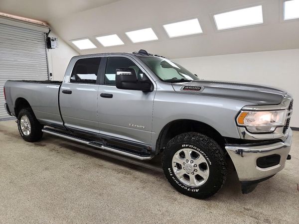 2023 RAM 2500 Big Horn — Passenger 3/4