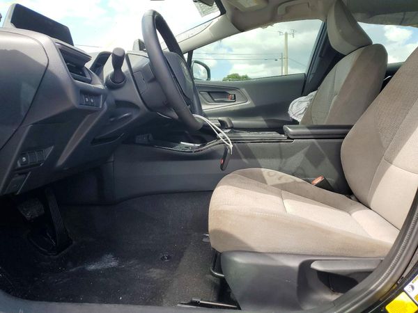 2024 TOYOTA PRIUS — DENT
