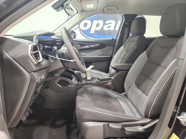 2026 CHEVROLET TRAILBLAZE LT — DENT