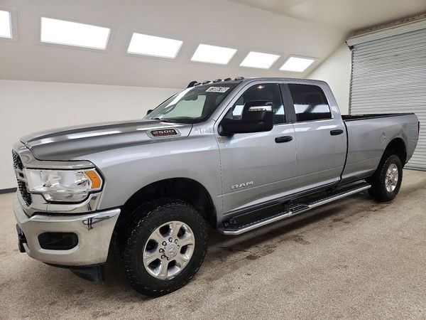 2023 RAM 2500 Big Horn — Front 3/4