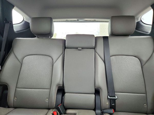 2017 HYUNDAI SANTA FE — SUVN