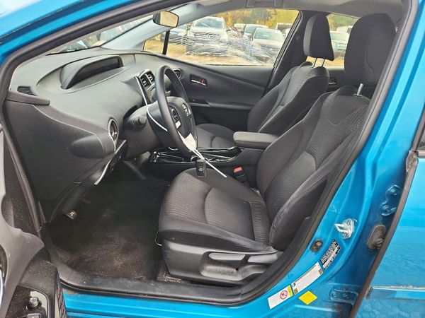 2018 TOYOTA PRIUS Plus/Premium/Advanced — DENT