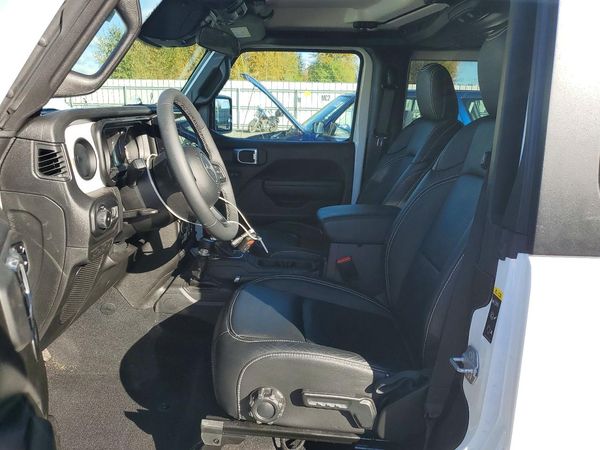 2025 JEEP WRANGLER Sport — DENT