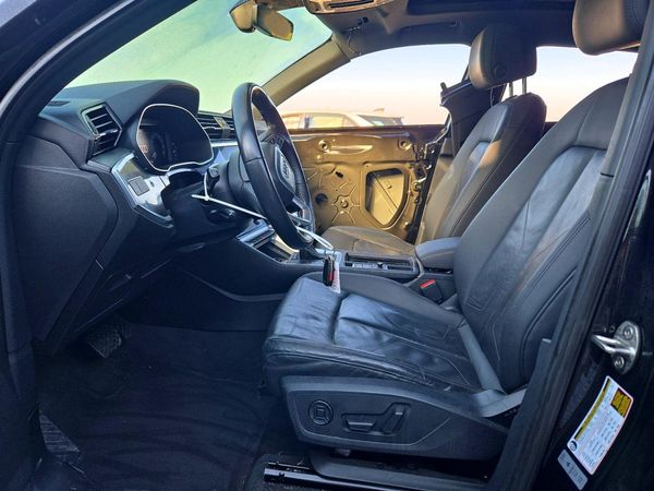 2019 AUDI Q3 — DENT