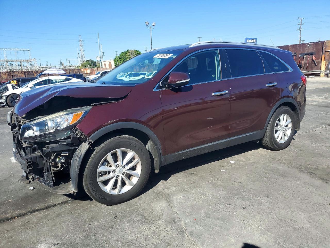 2017 KIA SORENTO L, LX — Front 3/4