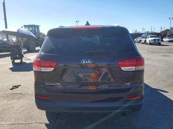 2017 KIA SORENTO L, LX — DIRR