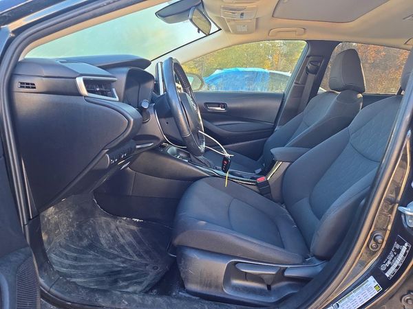 2021 TOYOTA COROLLA — DENT