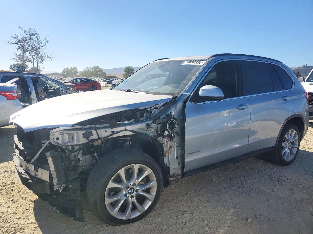2016 BMW X5 xDrive40e — Front 3/4