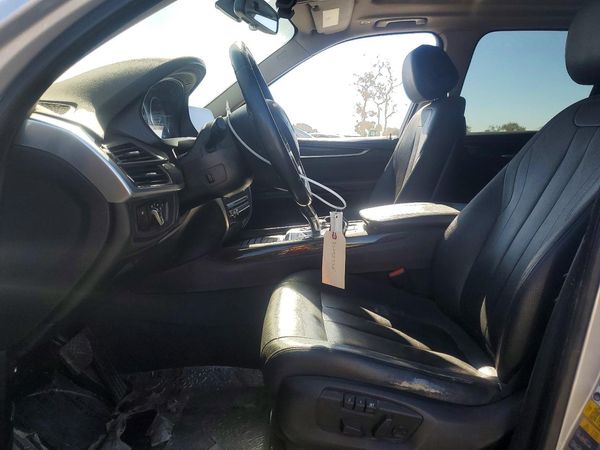 2016 BMW X5 xDrive40e — DENT
