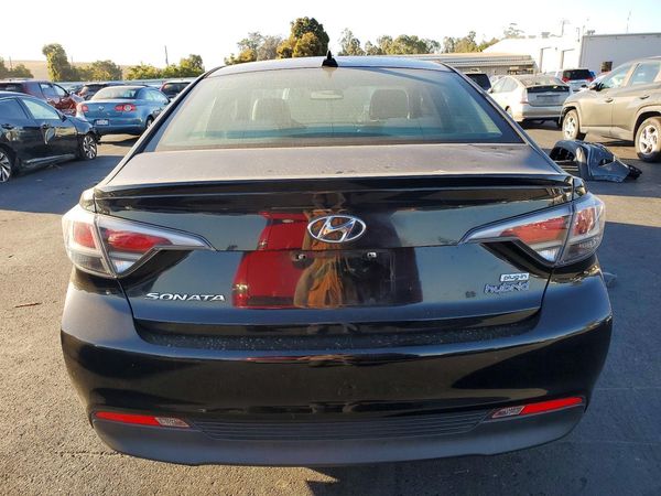 2016 HYUNDAI SONATA L (Low) — DIRR
