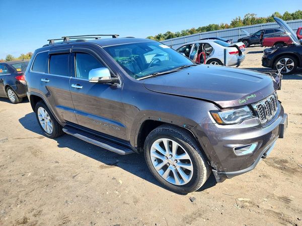 2017 JEEP GRAND CHEROKEE Limited — Passenger 3/4