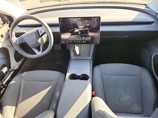 2026 TESLA MODEL 3 — CKPT