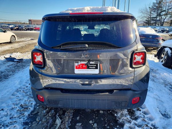 2023 JEEP RENEGADE LATITUDE 4X4