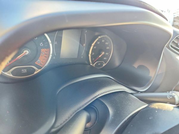 2023 JEEP RENEGADE LATITUDE 4X4