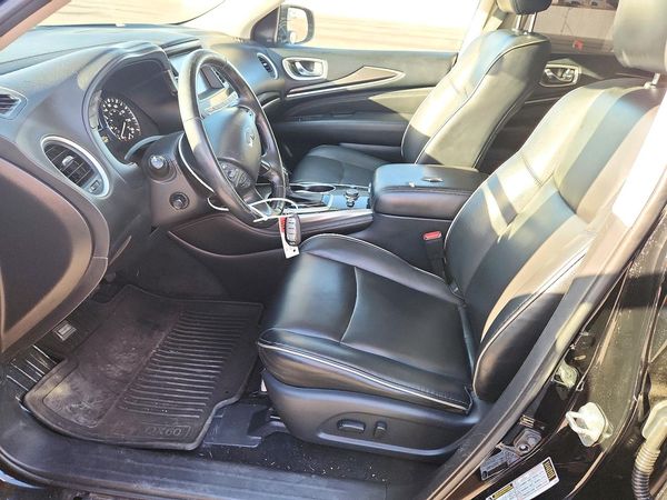 2019 INFINITI QX60 — DENT