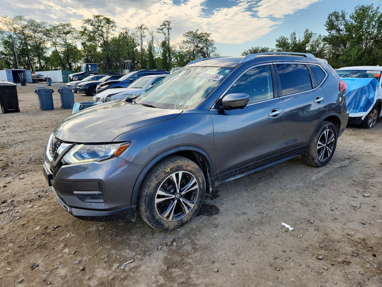 2019 NISSAN ROGUE — Front 3/4