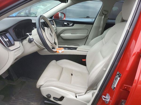 2021 VOLVO XC60 Inscription — DENT
