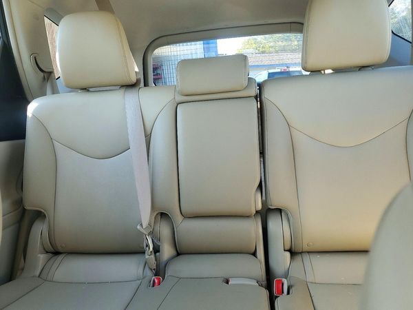 2014 TOYOTA PRIUS — SUVN