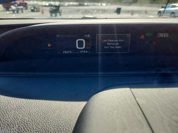 2019 TOYOTA PRIUS Plus/Premium/Advanced — ODOM