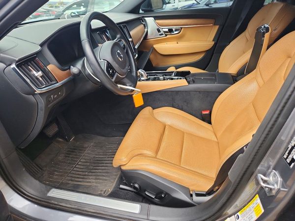 2018 VOLVO S90 Inscription — DENT