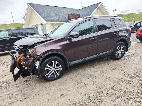2018 TOYOTA RAV4 LE — Front 3/4
