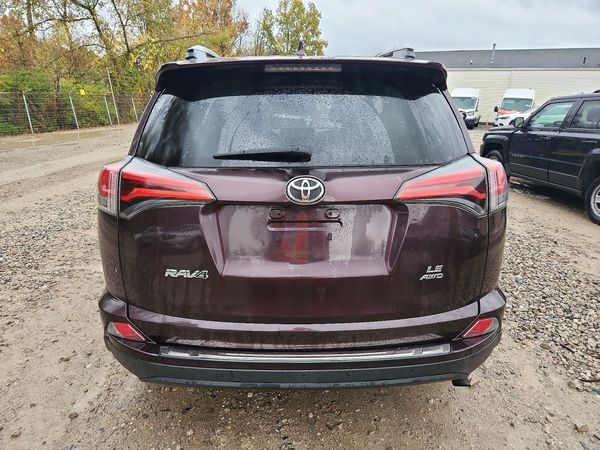 2018 TOYOTA RAV4 LE — DIRR