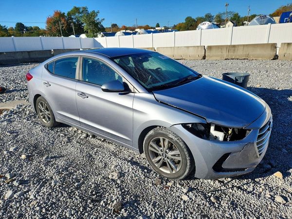 2017 HYUNDAI ELANTRA — Passenger 3/4