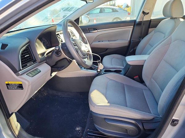 2017 HYUNDAI ELANTRA — DENT