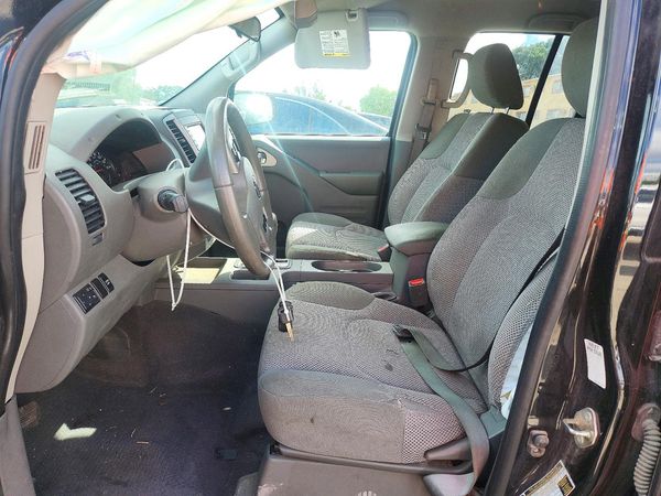 2019 NISSAN FRONTIER — DENT